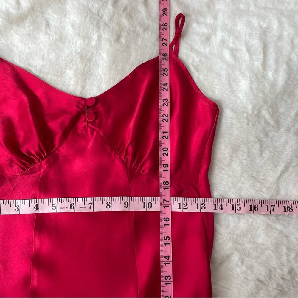 Victoria’s Secret Silk Vintage Slip - Picture 6 of 6